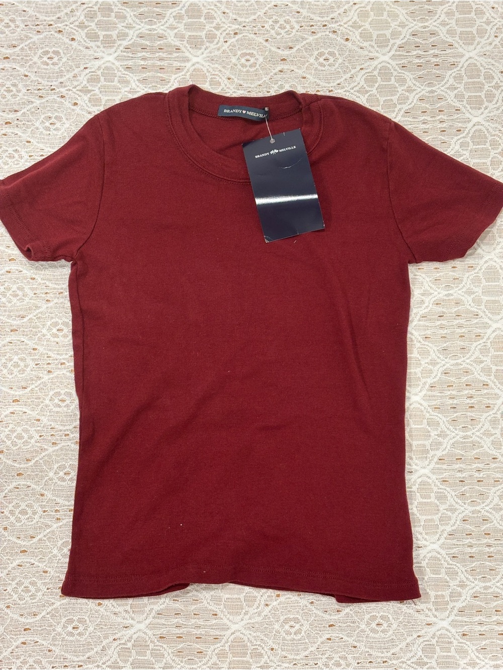 Brandy Melville Short-Sleeve Crewneck Tee - Maroon